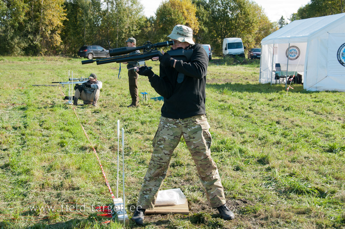 Kalev Kasearu standing in Line 9